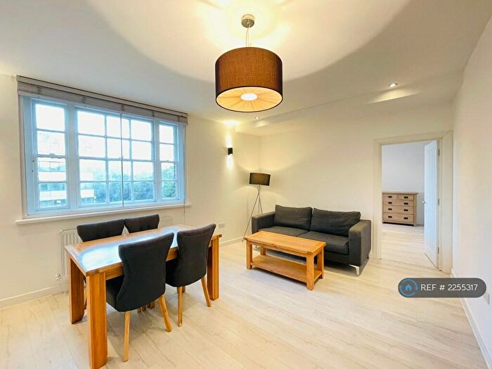 1 Bedroom Flat To Rent In Kennington Road, London, SE11