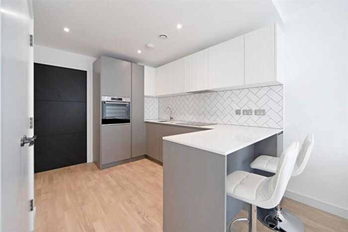 1 Bedroom Flat To Rent In The Green Quarter, London, UB1