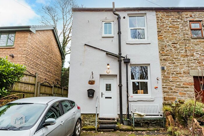2 Bedroom Cottage For Sale In Ruins Lane, Bolton, Greater Manchester, BL2