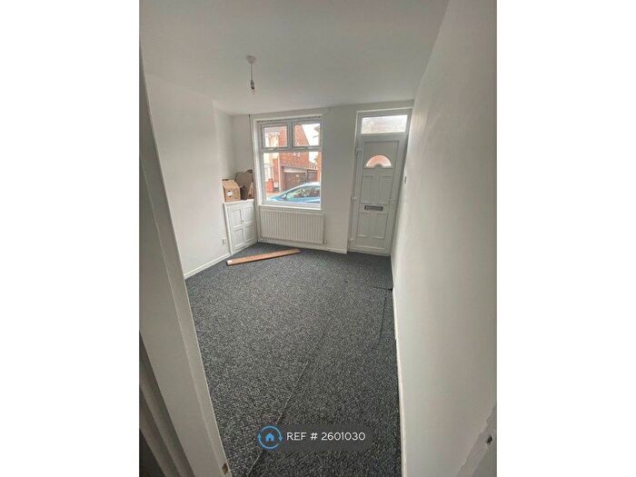 3 Bedroom Terraced House To Rent In Saltersford Road, Leicester, LE5