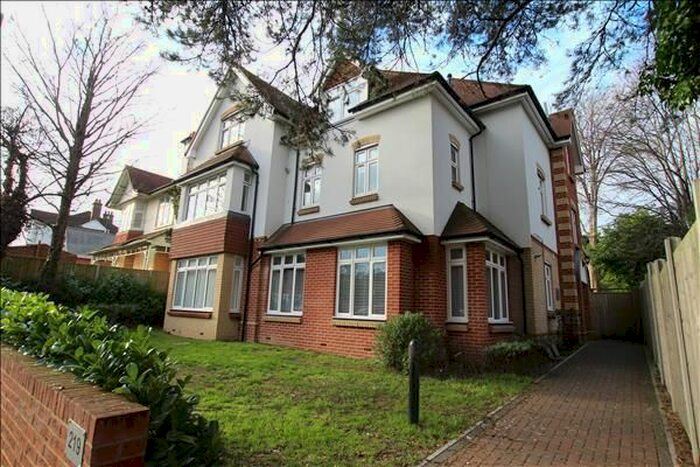 1 Bedroom Flat To Rent In Charminster Road, Charminster, Bournemouth, BH8