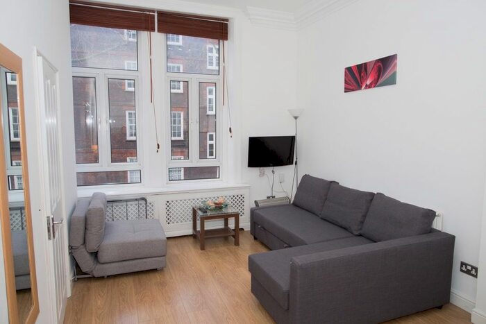 2 Bedroom Flat To Rent In Gray's Inn Road, London, WC1X