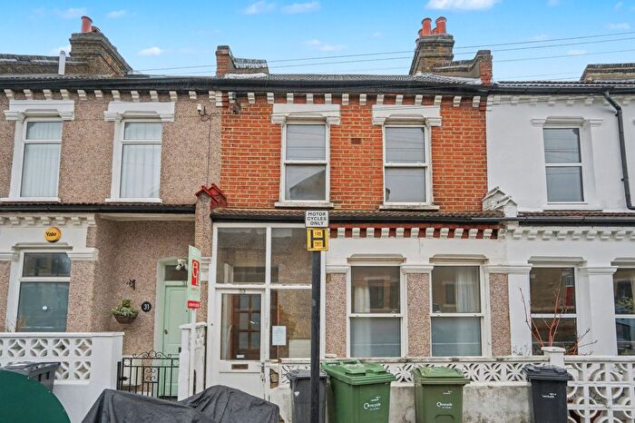 3 Bedroom Terraced House For Sale In Mauleverer Road, London, SW2