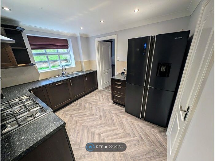 3 Bedroom Detached House To Rent In Nottingham, Nottingham, NG3