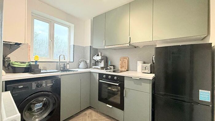 1 Bedroom Cluster House For Sale In Twigden Court, Leagrave, Luton, Bedfordshire, LU3