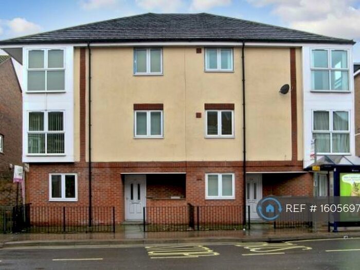 1 Bedroom Flat To Rent In Kingston Road, Portsmouth, PO2