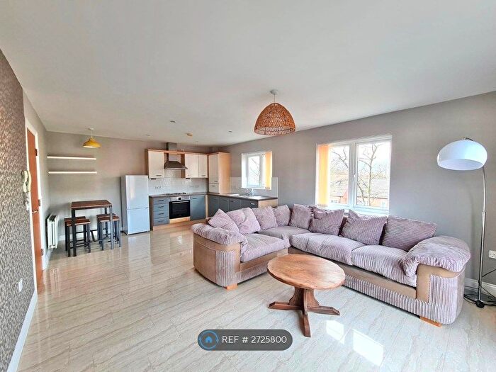 1 Bedroom Flat To Rent In Ash Court, Leeds, LS14