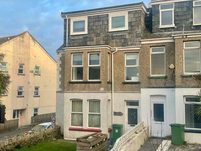 Houses for sale & to rent in TR7 2FQ, Ulalia Road, Newquay Tretherras