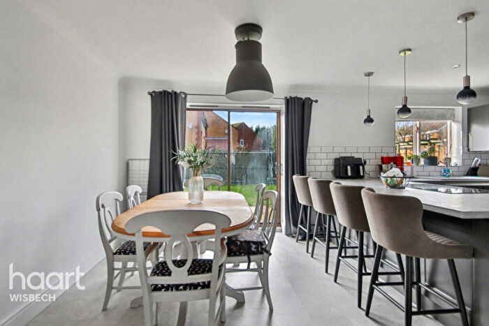 4 Bedroom Detached House For Sale In Orchard Drive, West Walton, PE14