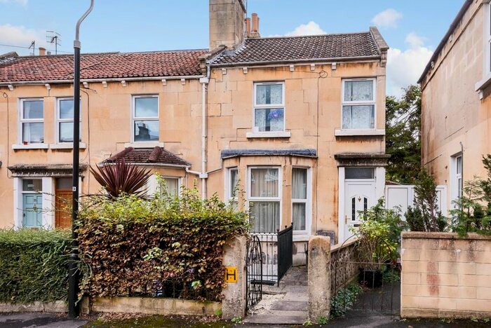 4 Bedroom Terraced House To Rent In Lorne Road, Bath, BA2
