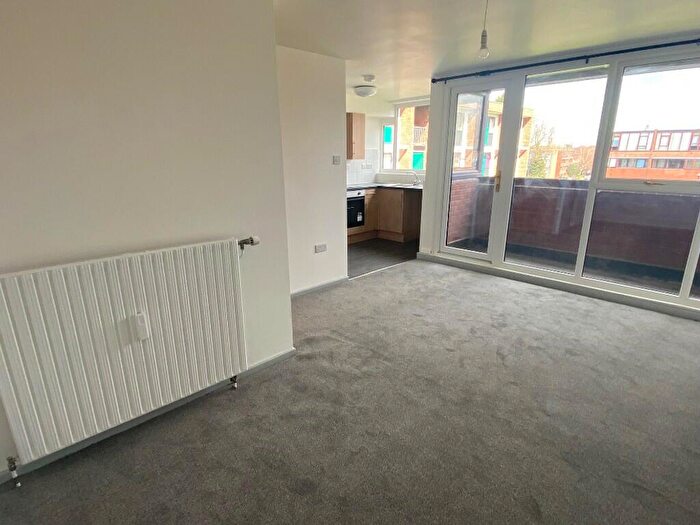 Studio To Rent In Cottesmore House, Browns Green, Birmingham, B20
