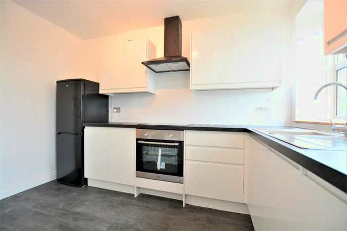 2 Bedroom Flat To Rent In London Road, Brighton BN1