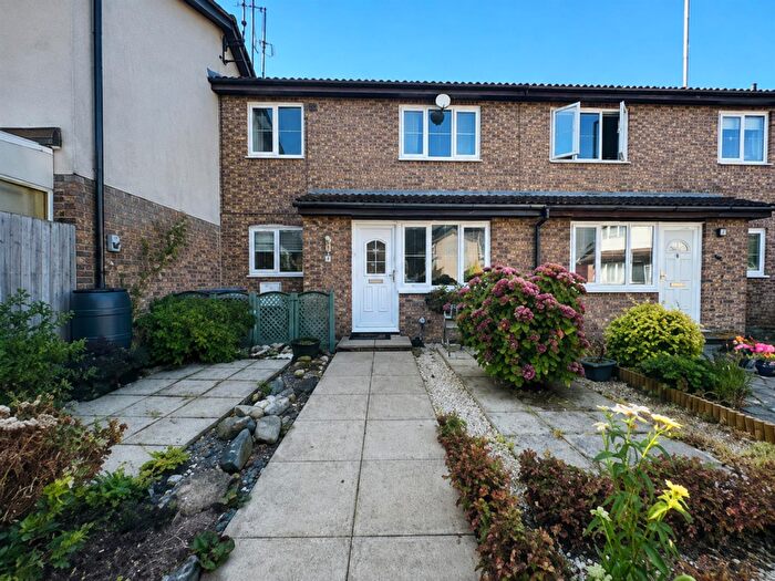 1 Bedroom Terraced House To Rent In Mill Stream Meadow, Haywards Heath, RH16