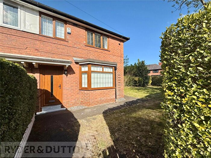 3 Bedroom Town House To Rent In Mitcham Avenue, Blackley, Manchester, M9