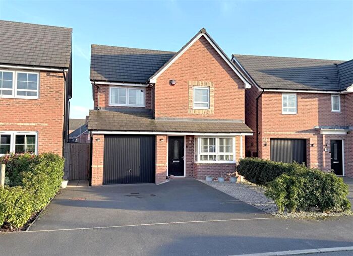 3 Bedroom Detached House For Sale In Widnall Drive, Bingham, NG13