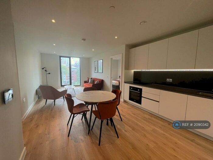 2 Bedroom Flat To Rent In Aspin Lane, Manchester, M4