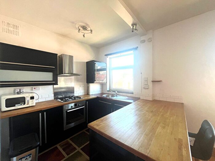 1 Bedroom Flat To Rent In Bulstrode Road, Hounslow, TW3