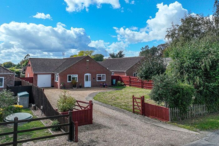 3 Bedroom Detached Bungalow For Sale In Cross Road, Sutton St. Edmund, PE12