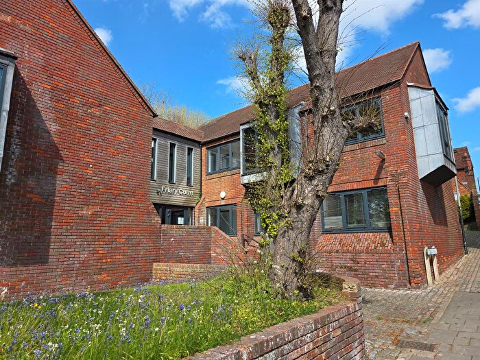 1 Bedroom Flat For Sale In Friary Court, Aylesbury, HP20