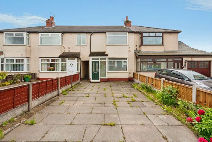 3 Bedroom Terraced House For Sale In Park Road, Westhoughton, Bolton, Greater Manchester, BL5