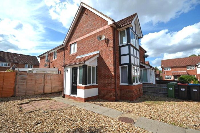 1 Bedroom Cluster House To Rent In Barnsbury Gardens, Newport Pagnell, Buckinghamshire, MK16
