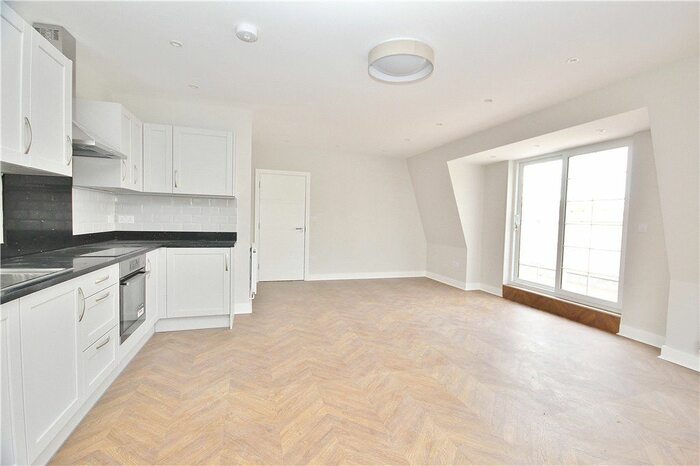 1 Bedroom Flat To Rent In High Street, Shepperton, Middlesex, Uk, TW17