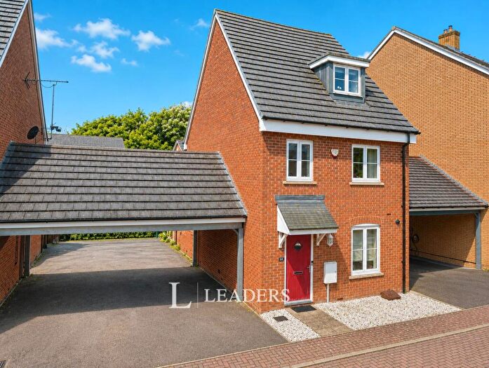 4 Bedroom Detached House For Sale In Sumatra Crescent, Newton Leys, Bletchley, MK3