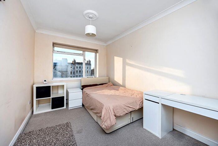 1 Bedroom Flat For Sale In Chesham Place, Brighton, BN2