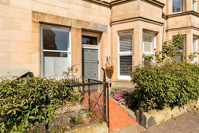 2 Bedroom Apartment For Sale In Bruntsfield Gardens, Bruntsfield, Edinburgh, EH10