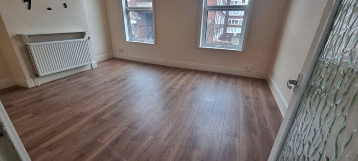 1 Bedroom Flat To Rent In Park Lane, London, N17