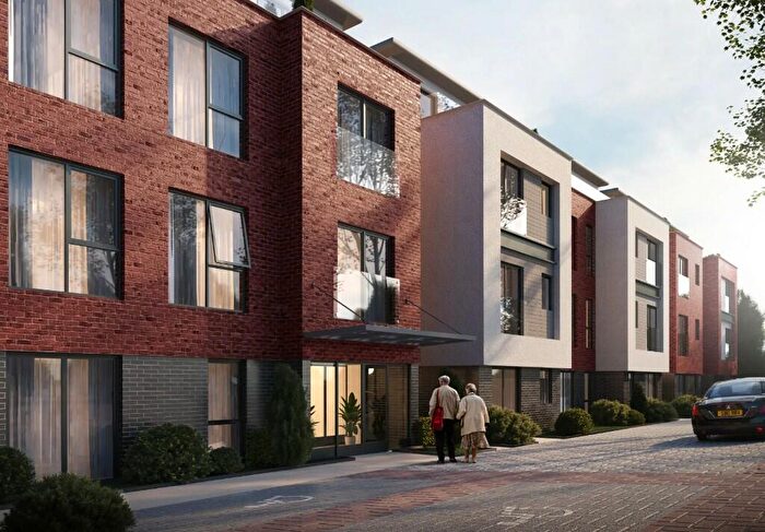 2 Bedroom Apartment To Rent In Garfield Road, Addlestone, Surrey, KT15