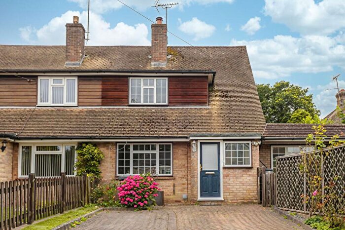 3 Bedroom Semi-Detached House For Sale In School Lane, Ashurst Wood, RH19