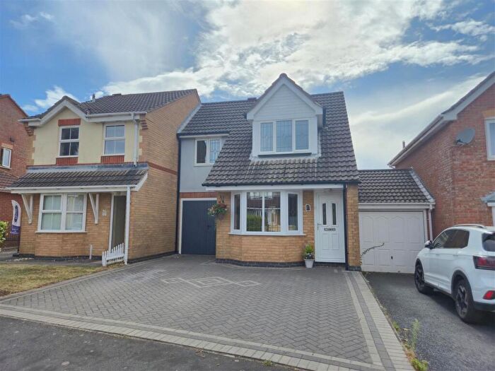 3 Bedroom Semi-Detached House For Sale In Channing Way, Ellistown, LE67