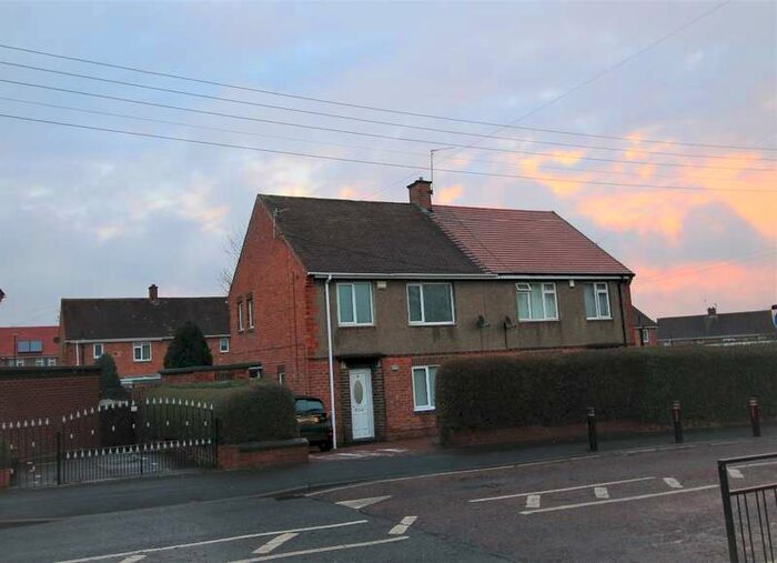 3 Bedroom Semi-Detached House To Rent In Blue House Lane, Concord, Washington, Tyne And Wear, NE37