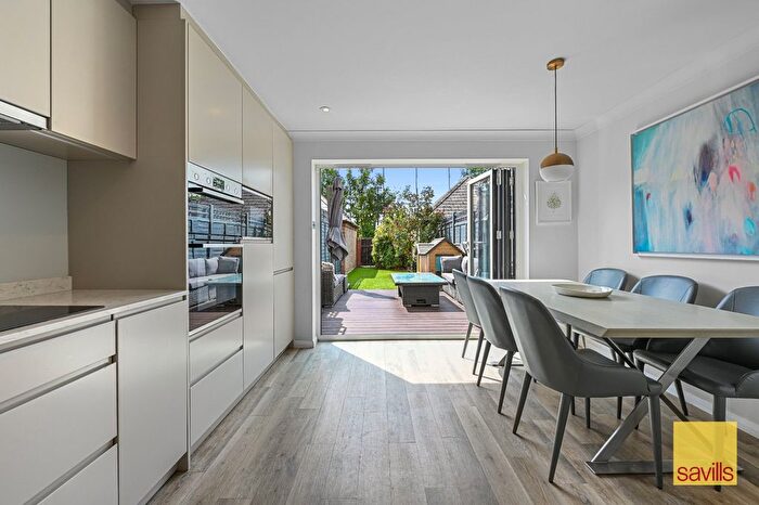 2 Bedroom Terraced House For Sale In Spirit Quay, London, E1W