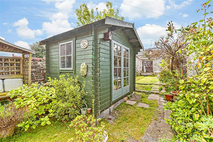 2 Bedroom Terraced House For Sale In Byron Avenue, Margate, Kent, CT9 - Photo 2