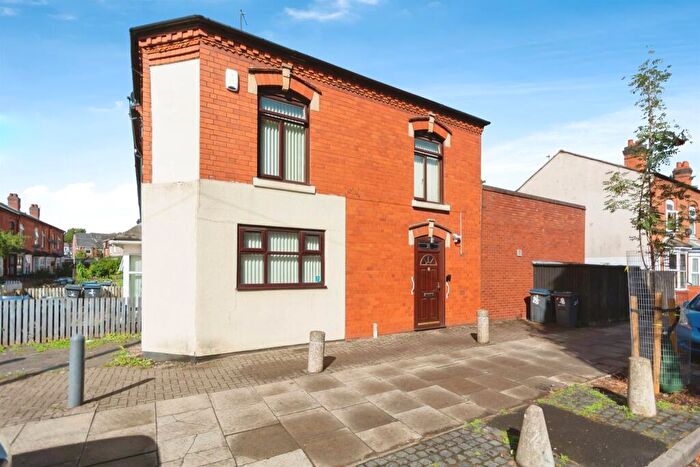 2 Bedroom End Of Terrace House For Sale In Poplar Road, Sparkhill, Birmingham, B11