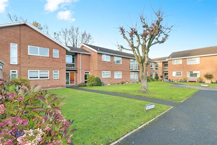 2 Bedroom Apartment For Sale In Mere Court, Sandbach Road North, Alsager, ST7