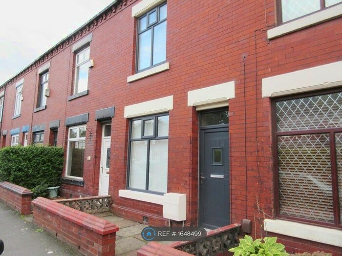 2 Bedroom Terraced House To Rent In Middleton Road, Chadderton, OL9