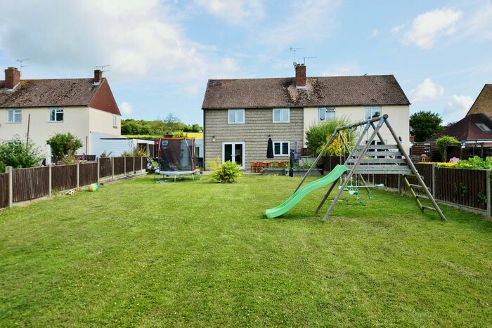 3 Bedroom Semi-Detached House For Sale In Westwell Lane, Westwell, Ashford, Kent, TN25