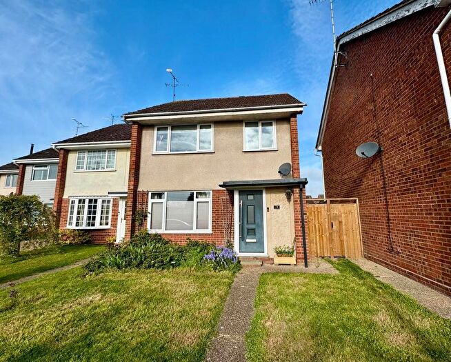 3 Bedroom End Terrace House For Sale In Maple Way, Burnham-On-Crouch, CM0
