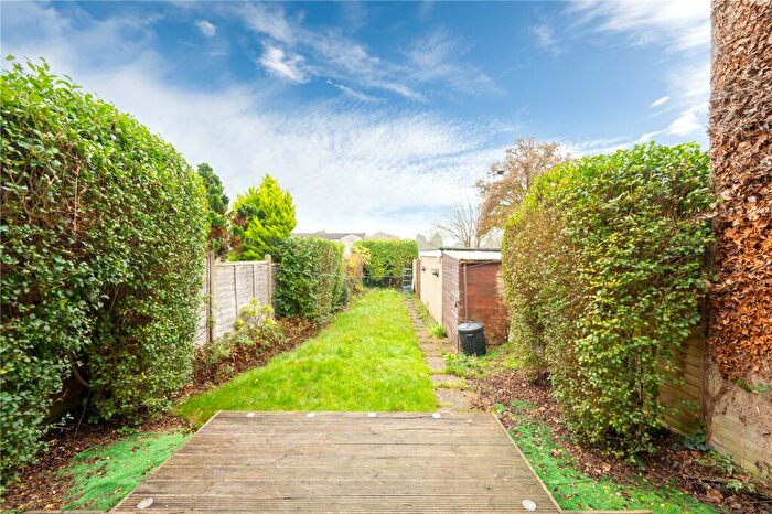 3 Bedroom Terraced House For Sale In Whitecroft, St. Albans, Hertfordshire, AL1