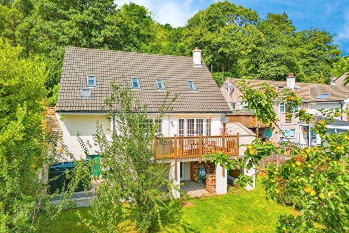 4 Bedroom Detached House For Sale In Calstock Road, Gunnislake, Cornwall, PL18