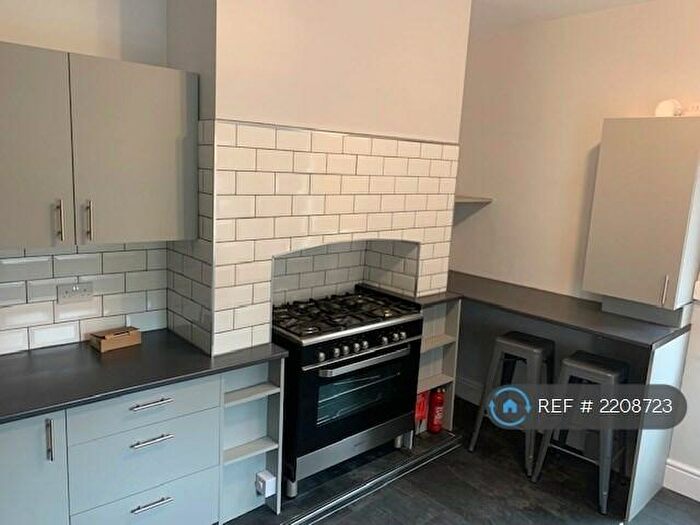 4 Bedroom End Of Terrace House To Rent In Old Moat Lane, Manchester, M20