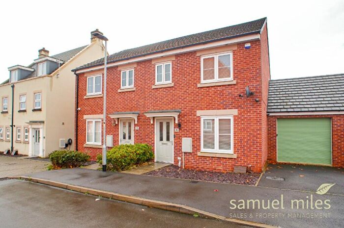 3 Bedroom Semi Detached House For Sale In Upper Ox Hill, Ridgeway Farm, Swindon, Wiltshire, SN5