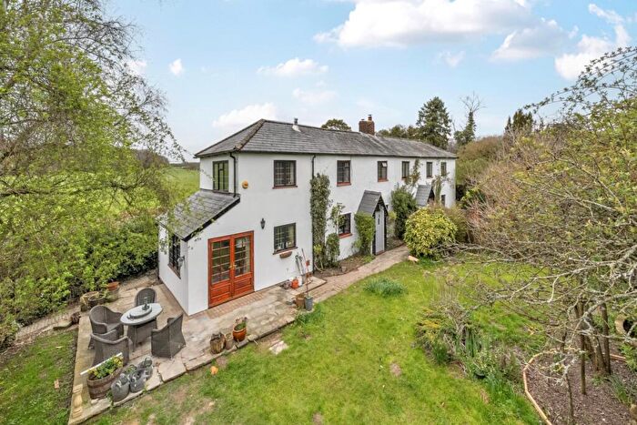 3 Bedroom Semi Detached House To Rent In Basingstoke, RG25