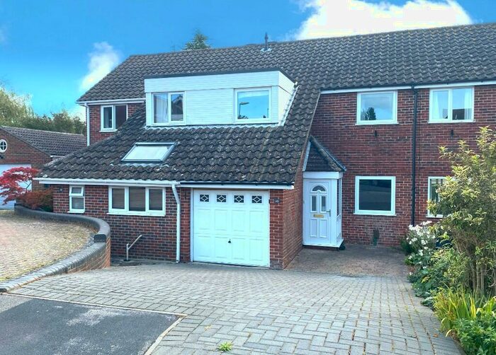 3 Bedroom Terraced House For Sale In Garstons Close - Titchfield, PO14
