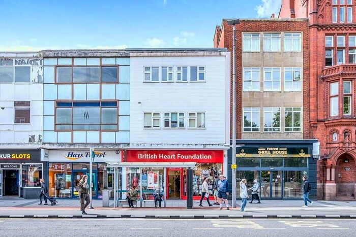 Flat To Rent In Above Bar Street, Southampton, Hampshire, SO14