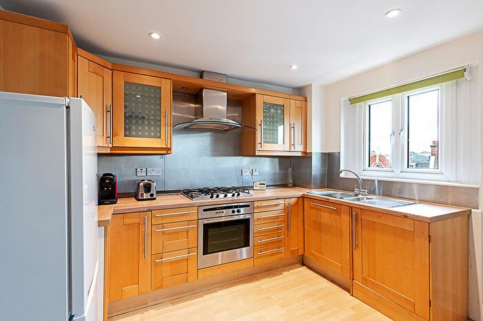 1 Bedroom Flat To Rent In Edgware Road, London, W2