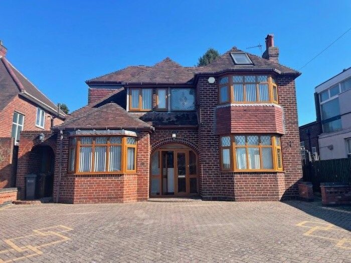 4 Bedroom Detached House For Sale In Chester Road, Castle Bromwich, West Midlands, B36